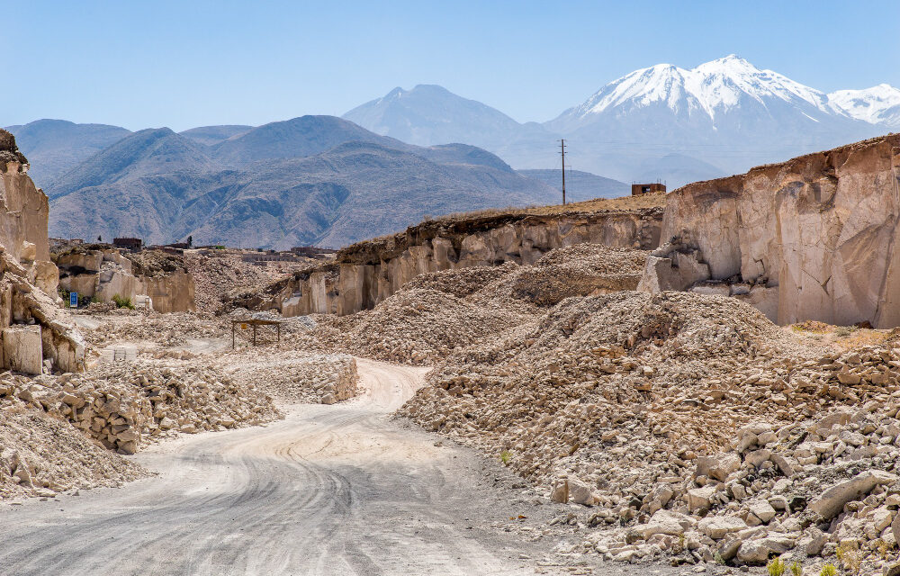 Las antiguas canteras de granito de Alpedrete ‘reviven’ para usos ganaderos y senderismo